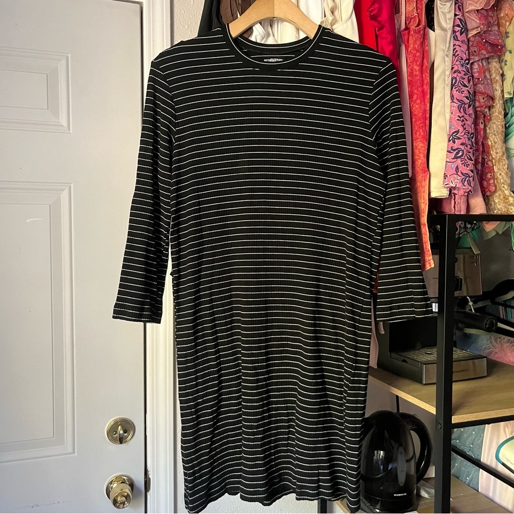 REFORMATION black and‎ white rib striped knit long sleeve mini tshirt dress